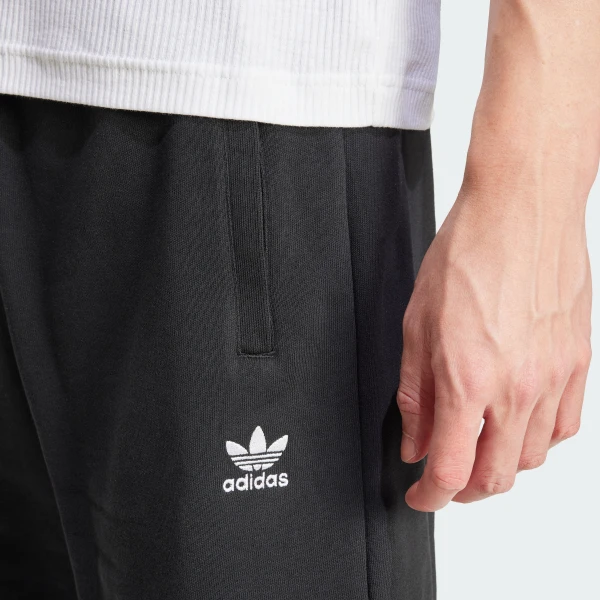 Шорти чоловічі Adidas ESS SHO IY8520