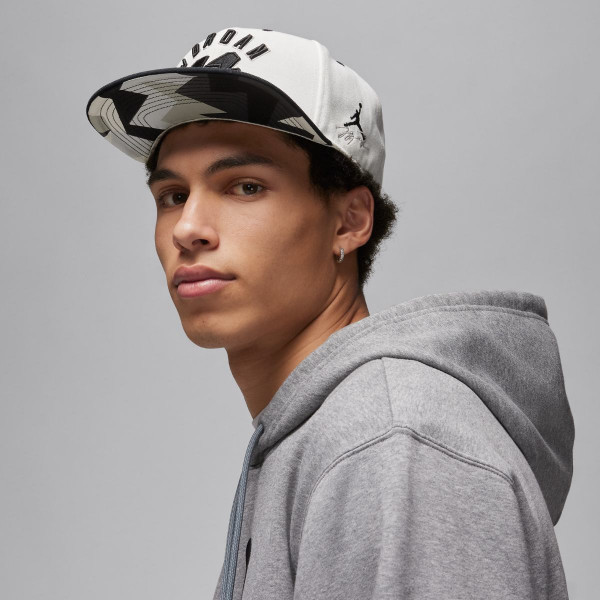 Толстовка чоловіча  JORDAN M J ESS FLC BASELINE HOODIE FD7545-091