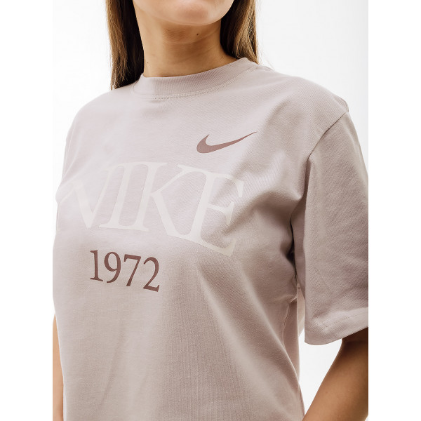 Футболка жіноча Nike W TEE CLASSICS BOXY FQ6600-019
