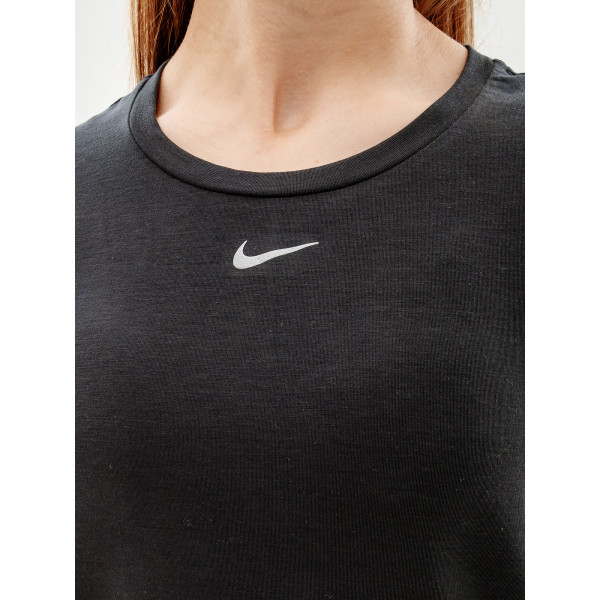 Футболка жіноча Nike W NK ONE LUXE DF SS STD TOP DD0618-010