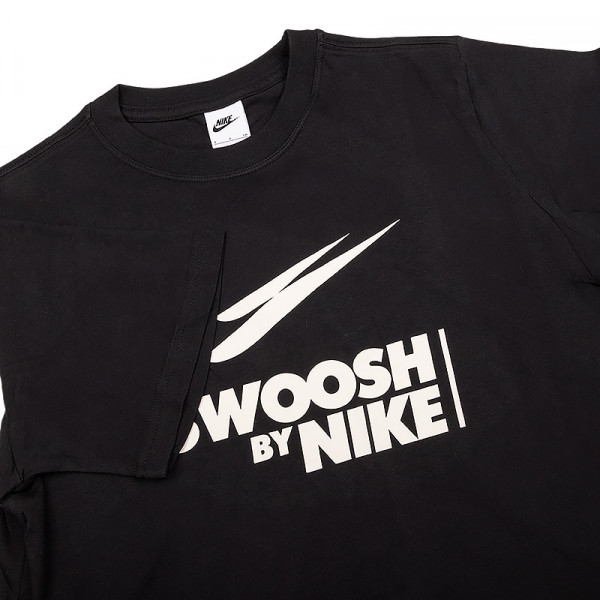 Футболка жіноча Nike W TEE BF GLS FZ4634-010
