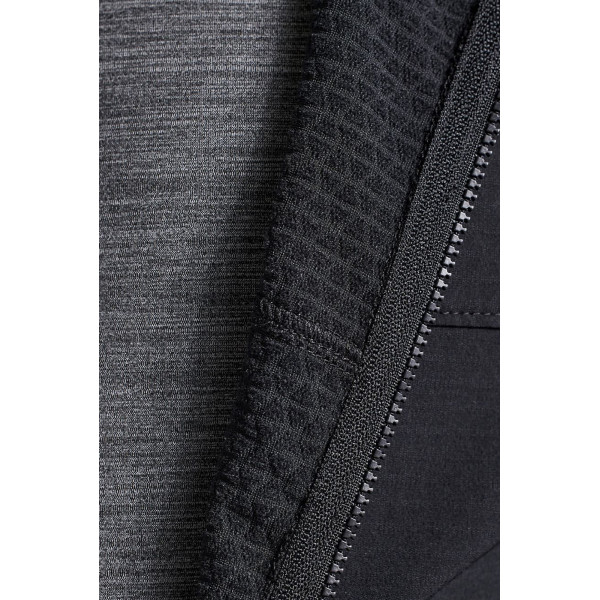 Вітровка жіноча  Saucony BLUSTER JACKET 800389-BK