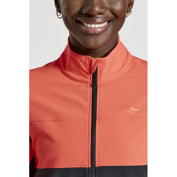 Вітровка жіноча Saucony BLUSTER JACKET 800389-VR