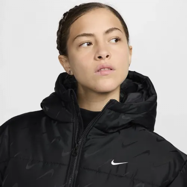Куртка жіноча Nike W NSW TF SNFL NK CLSC PFR AOP FV7941-010
