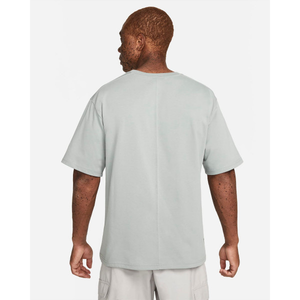 Футболка чоловіча Nike NSW Tech Pack Tee FB4395-330 