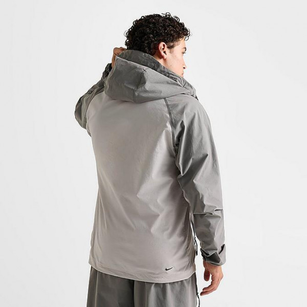 Костюм спортивний чоловічій  NIKE TECH WOVEN HM7151-014__HM7158-014