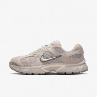 Кросівки жіночі Nike W V5 Rnr (II6294-201)