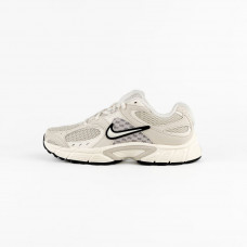 Кросівки жіночі Nike W V5 Rnr (II6294-100)
