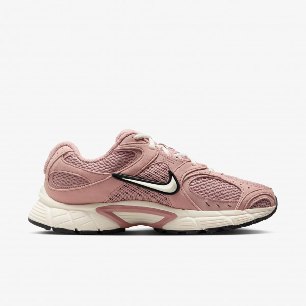 Кросівки жіночі Nike W V5 Rnr (II6294-600)