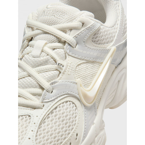 Кросівки жіночі Nike W V5 Rnr Sib (IQ0276-030)