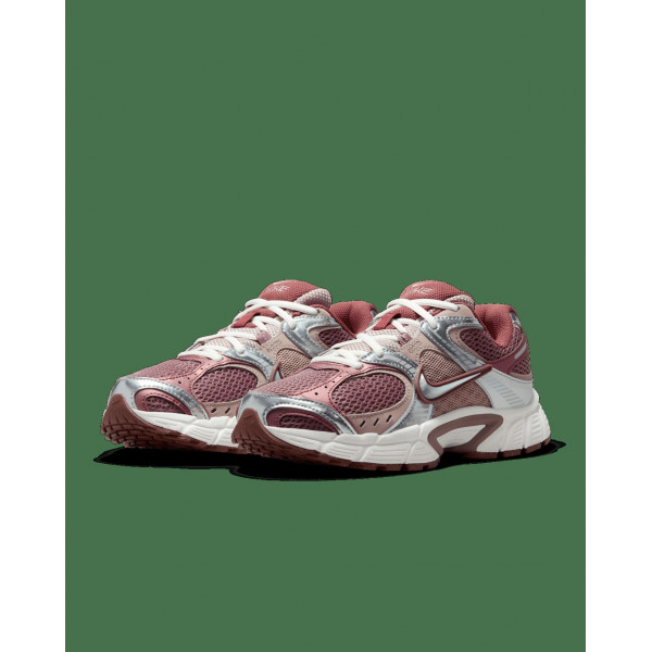 Кросівки жіночі Nike V5 Rnr Wmns (HQ7901-200)