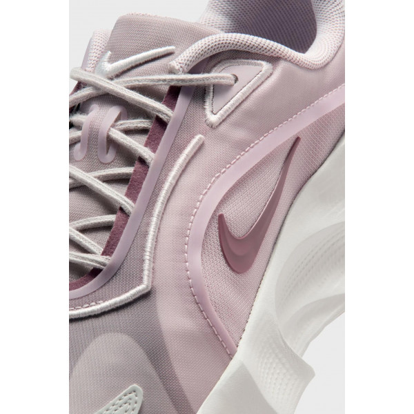 Кросівки жіночі Nike Wmns Aura Edge (HQ7025-001)