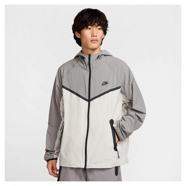 Кофта чоловіча Nike Nike Tech Woven Grey Hm7151-014 (HM7151-014) Кофта чоловіча Nike Nike Tech Woven Grey Hm7151-014 (HM7151-014)