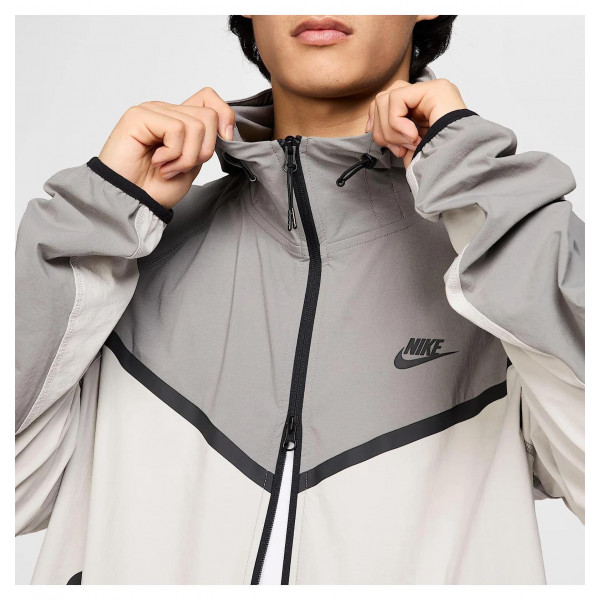 Кофта чоловіча Nike Nike Tech Woven Grey Hm7151-014 (HM7151-014) Кофта чоловіча Nike Nike Tech Woven Grey Hm7151-014 (HM7151-014)