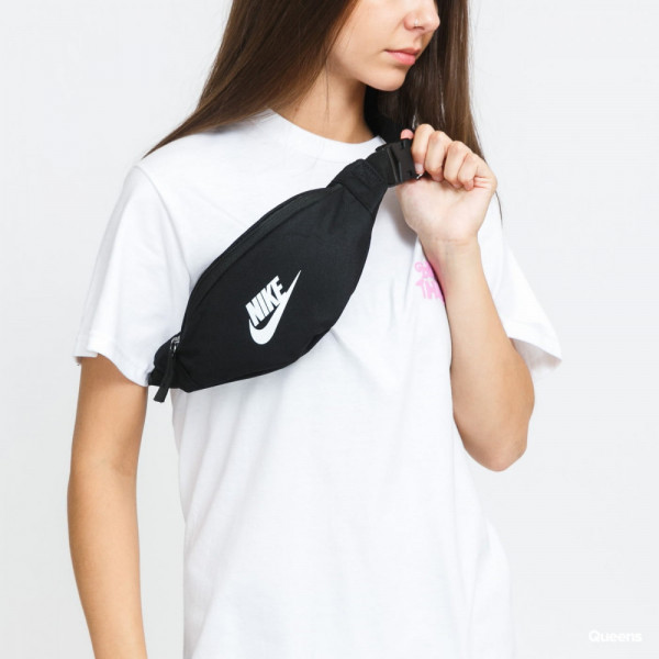 Сумка на пояс чоловіча Nike Nk Heritage S Waistpack (DB0488-010)
